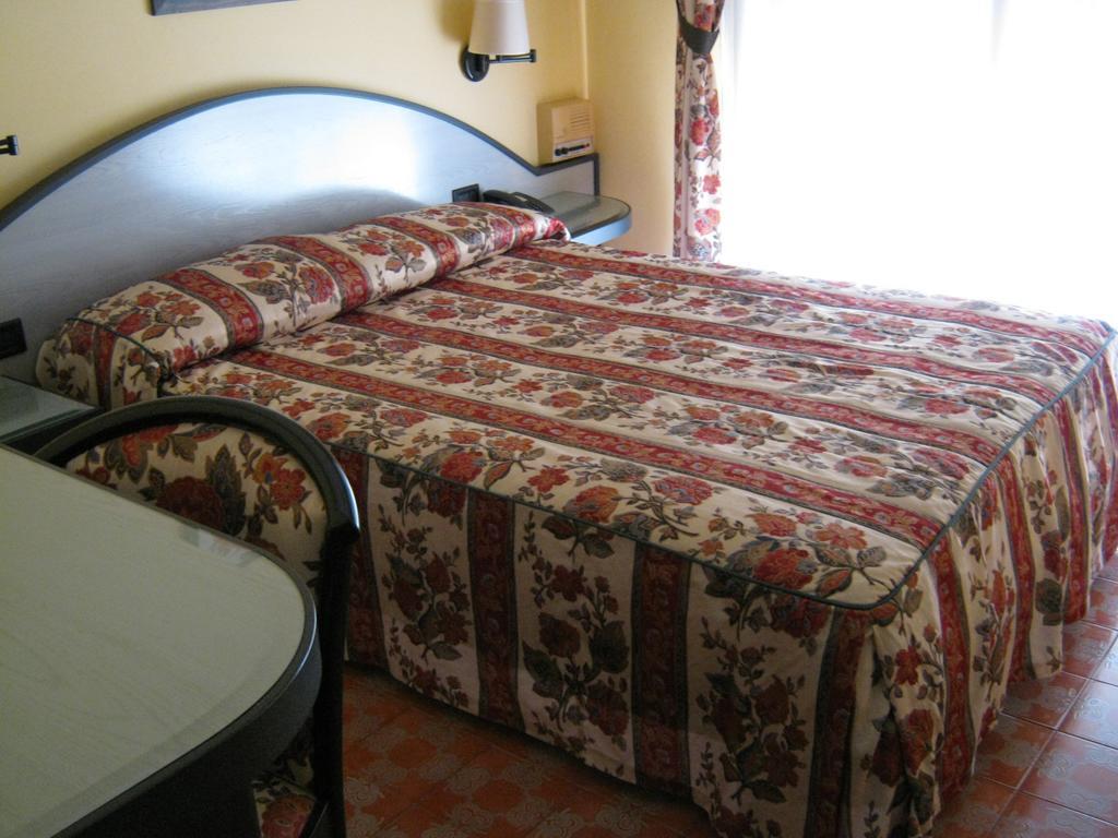 Salsomaggiore City Hotel Salsomaggiore Terme Kültér fotó